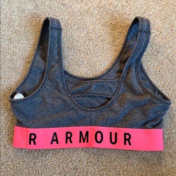 Under Armour Sports Bra - Picture 2 of 3